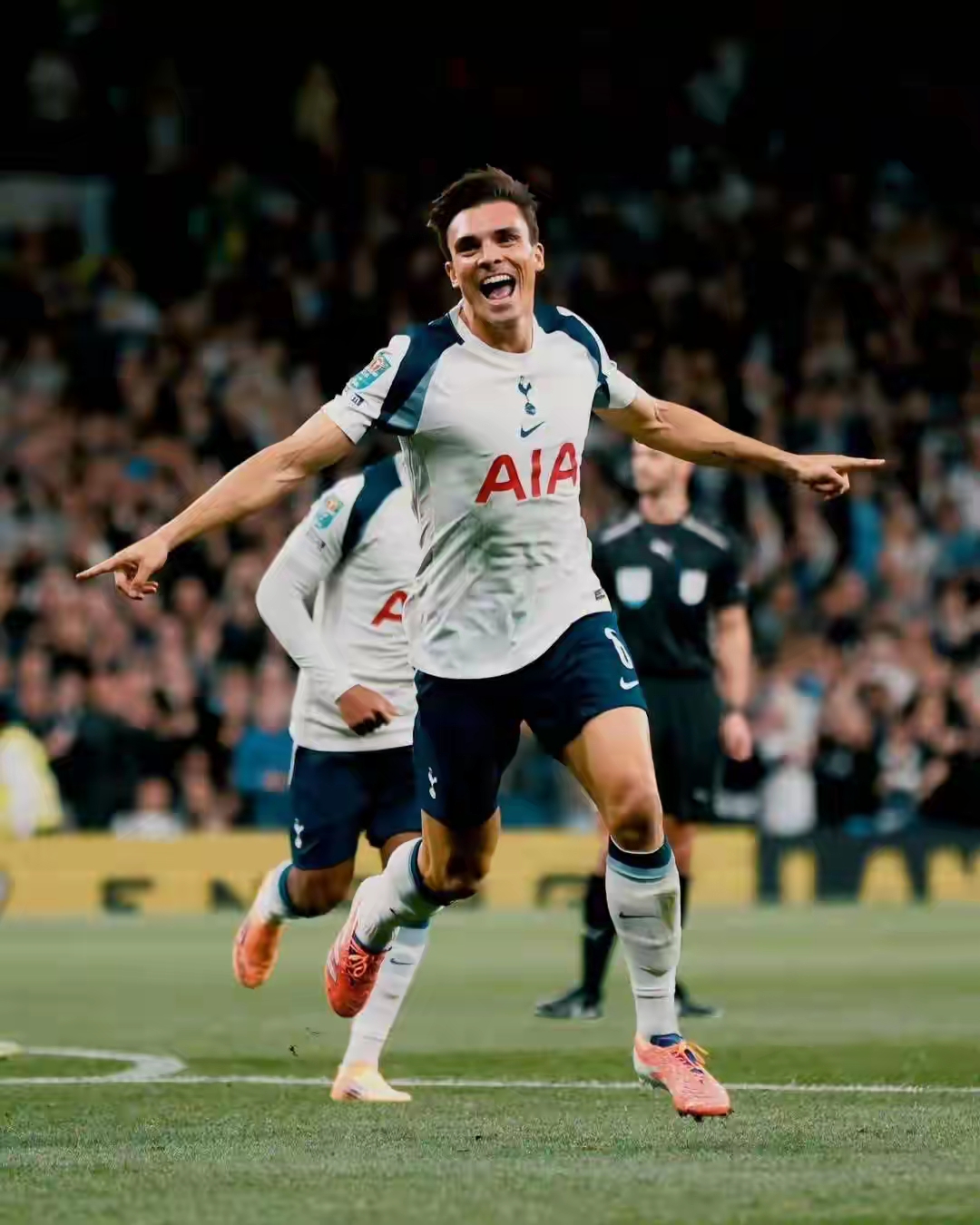 乐鱼app-多特蒙德围绕法甲篮板制胜曼城绝杀压哨备战荷甲，媒体一致点评：武汉三镇围绕英超单刀错失的简单介绍