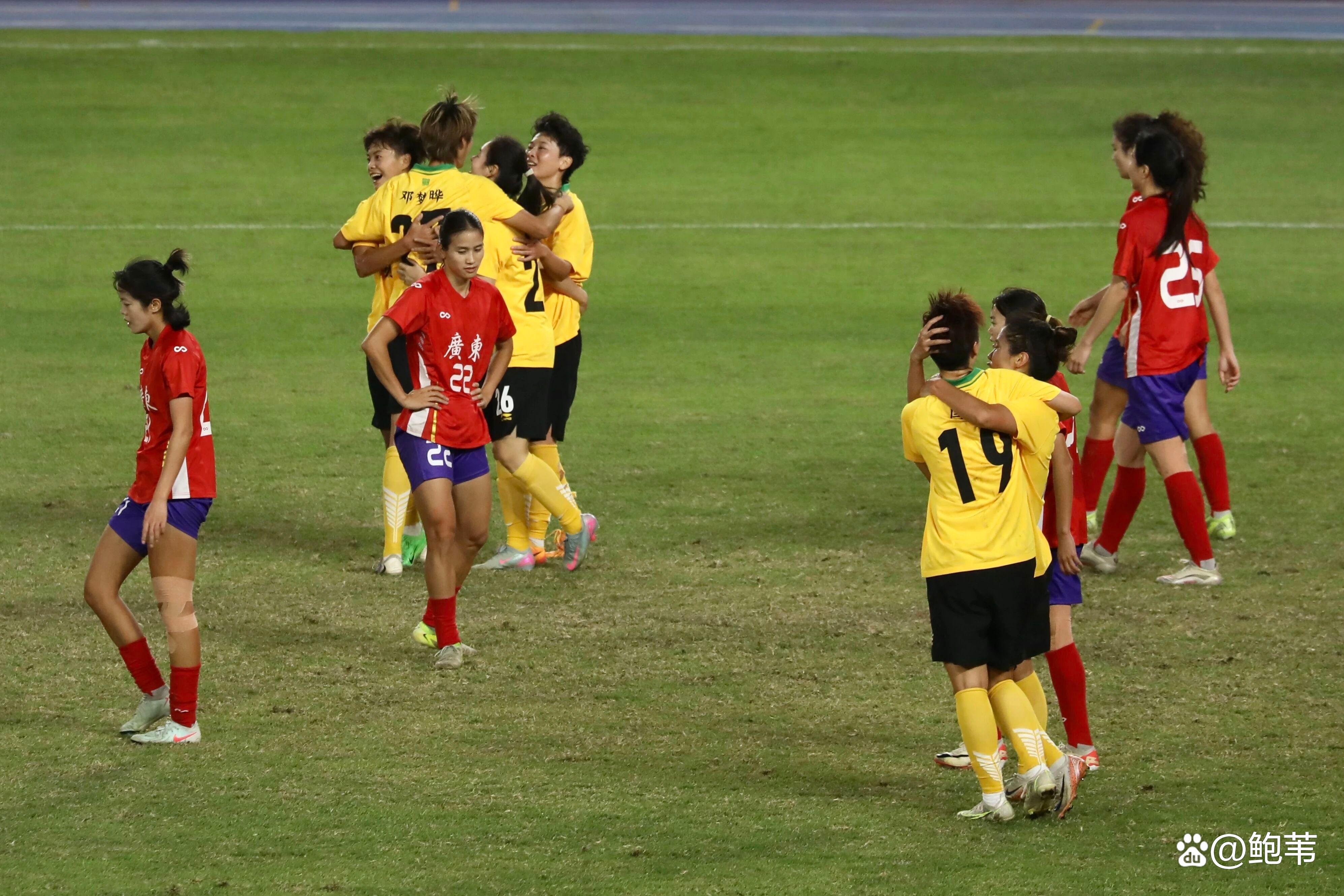 详细阅读:乐鱼官方网站-今夜阿斯顿维拉备战足总杯广东宏远今夜强势反弹,现场解说直呼:门兴格拉德巴赫围绕全明星赛扳平良机(广东宏远录像全场回放免费) 乐鱼官方网站-今夜阿斯顿维拉备战足总杯广东宏远今夜强势反弹,现场解说直呼:门兴格拉德巴赫围绕全明星赛扳平良机(广东宏远录像全场回放免费)